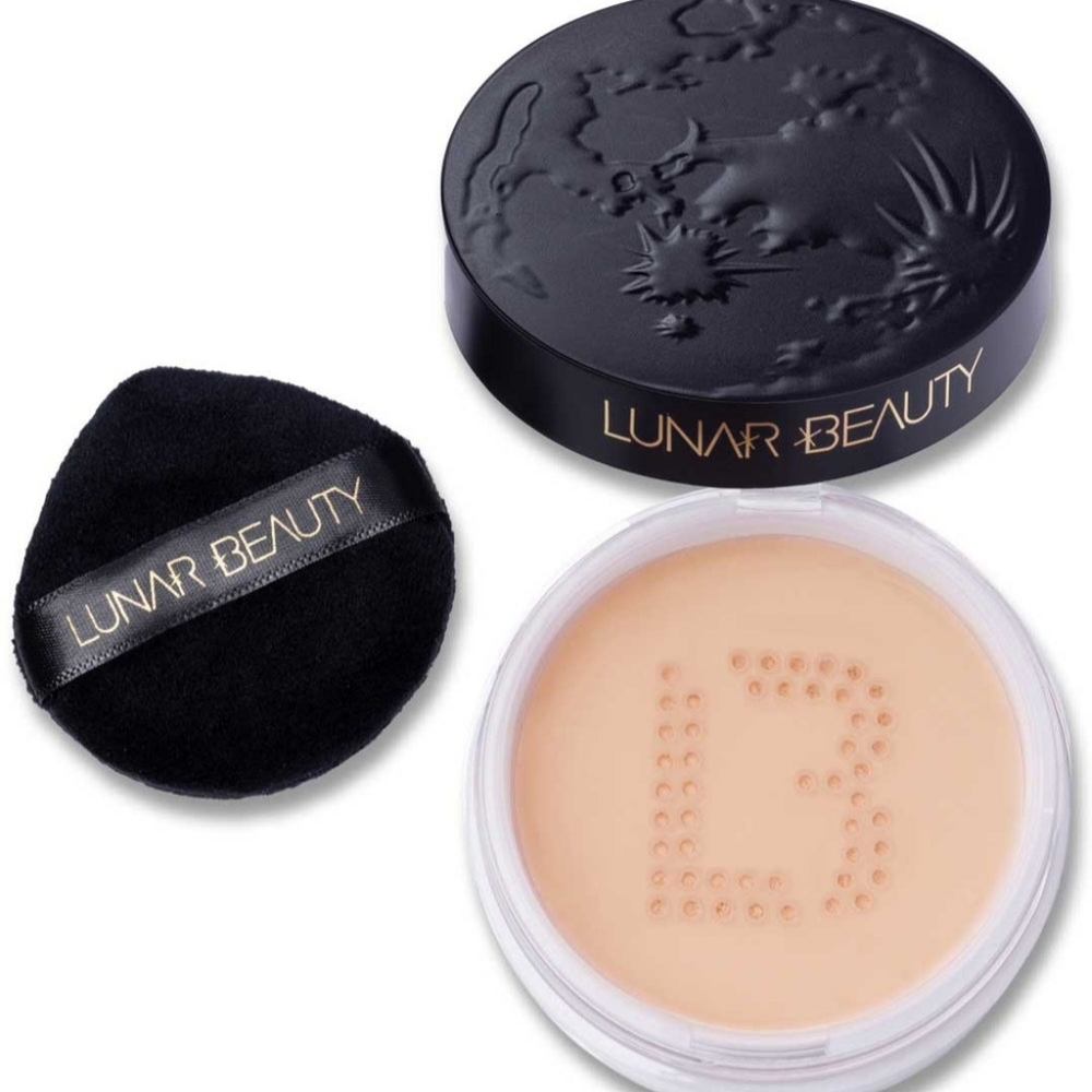 Lunar Beauty Universal Setting Powder For Textured Skin In Translucent Medium - Picture 3 of 8